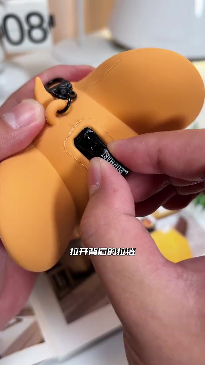 终于拿到了超可爱的 汤姆与杰瑞 的 Molly,真的太萌了 泡泡玛特