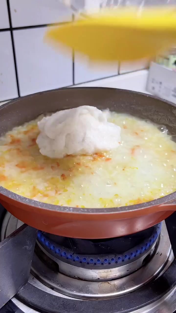 宝宝感冒发烧,没有胃口可以安排这个清淡营养粥,好吃易消化,帮宝宝尽快恢复,希望小瑶瑶快点好