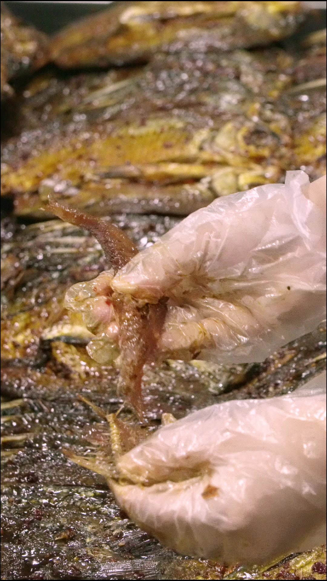 大家吃到过的湖南特产,鳊鱼制作的酱板鱼听说过没?