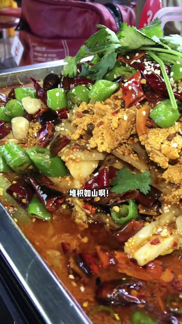 美食探店 烤鱼吃过很多了,鲜活鱼杂烤鱼,你吃过了吗?人气烤鱼店推荐 烤鱼 艾特你的饭搭子请