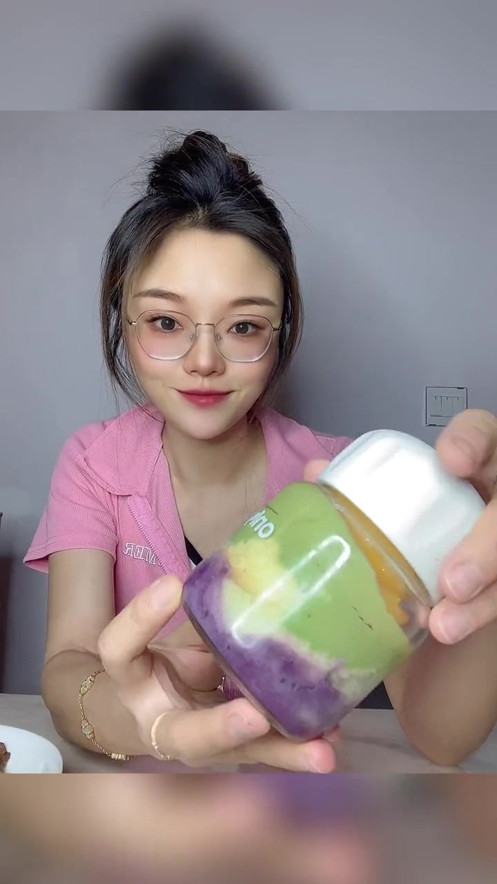 第60集|马上穿裙子吊带了!都给我卷起来,才能擦擦擦……自制低卡甜品 隔夜燕麦杯 好吃没压