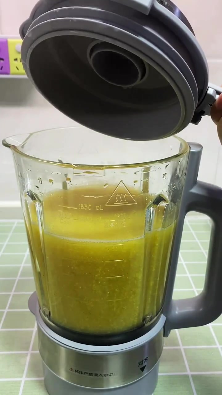 破壁机煮红薯玉米渣粥 陶瓷底不糊底 特别好用