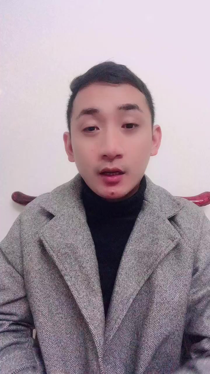 脖子长痣好不好?2脖子后面长痣!