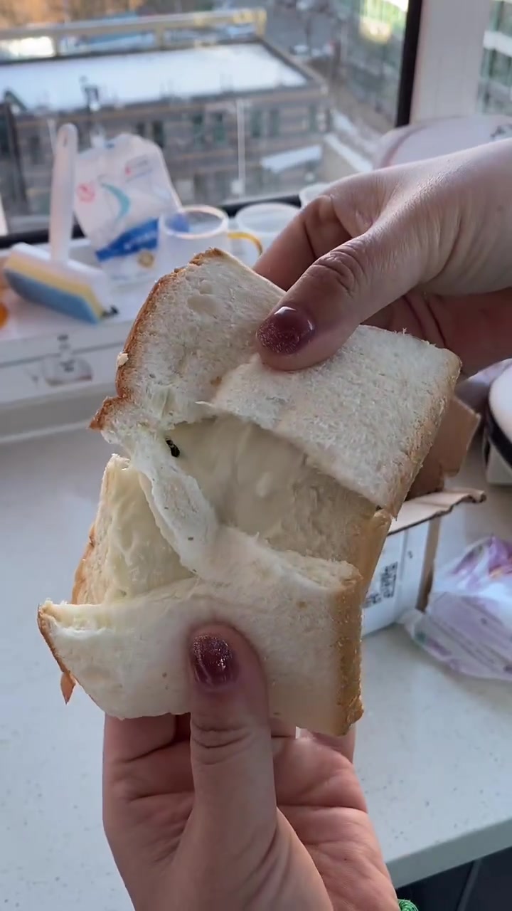 左下角小黄车。限时抢购8.8发五包。每包100克。拍10包限时多送一包。早餐吃点豆浆。再来