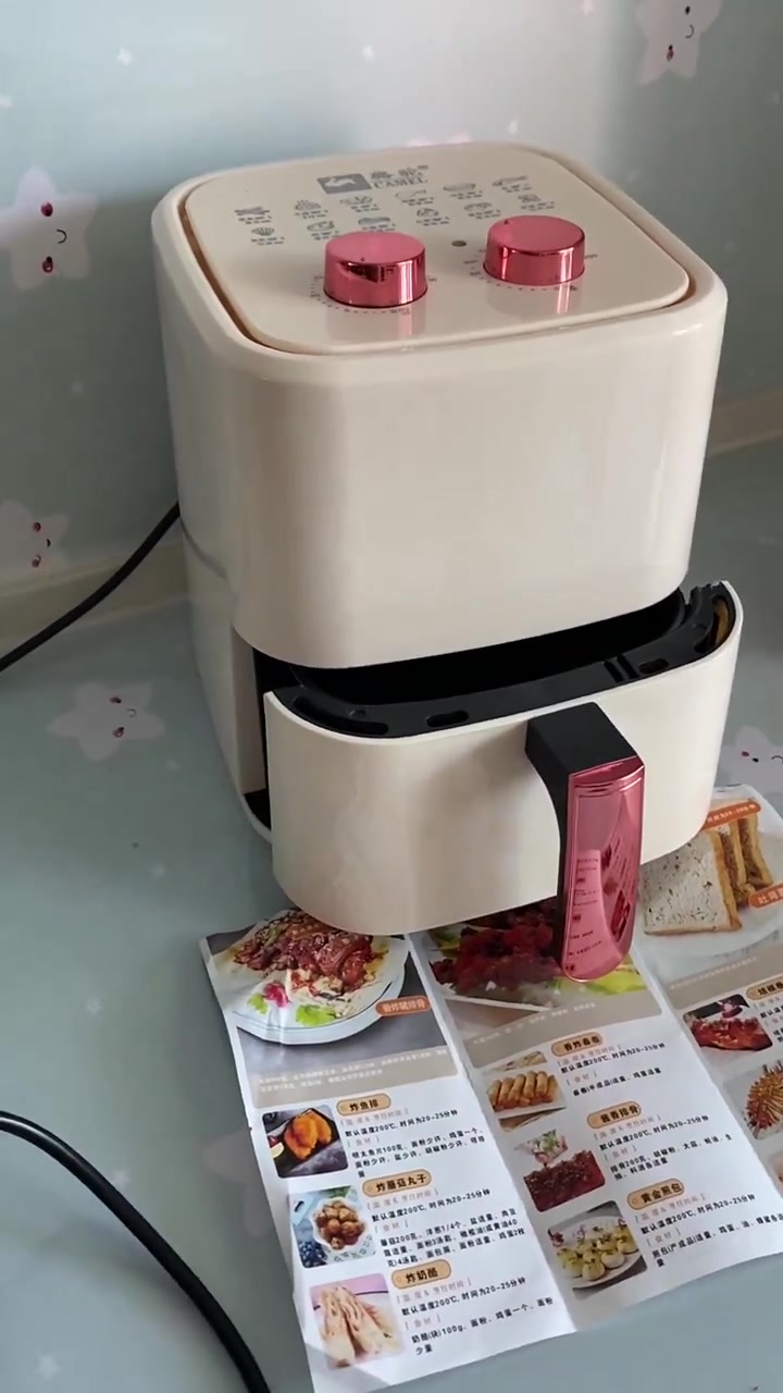 5.2升空气炸锅 今天活动99元,如果能领券,下单时89元更是划算,骆驼大品牌,赶上活动赶