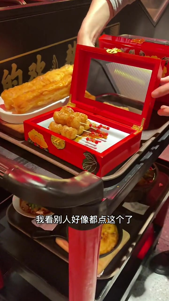 油条包麻糍比我小臂还长!