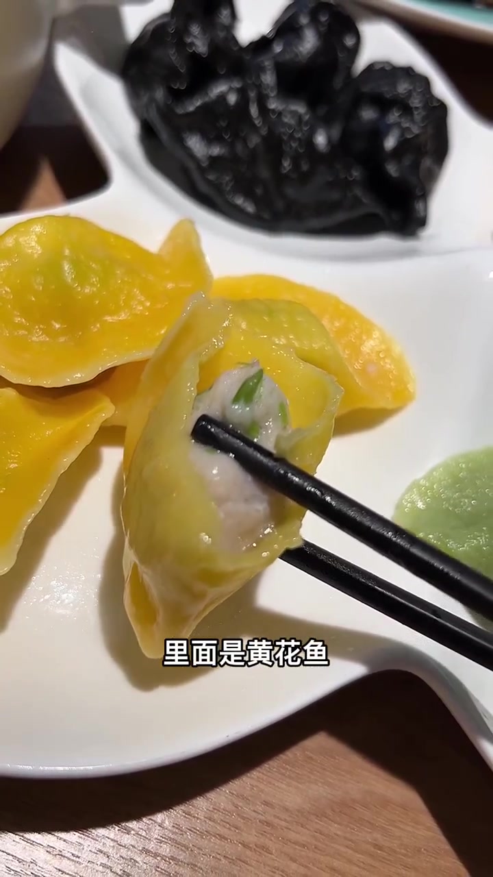 明星做的饺子会更好吃吗?鲜花饺子真是好漂亮