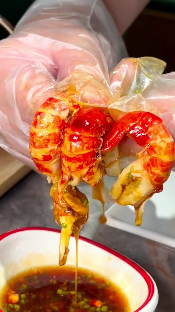 吃龙虾还得来叶派啊!关键是别的也很好吃!小龙虾 叶派 青岛美食推荐 同城美食 寻味而来