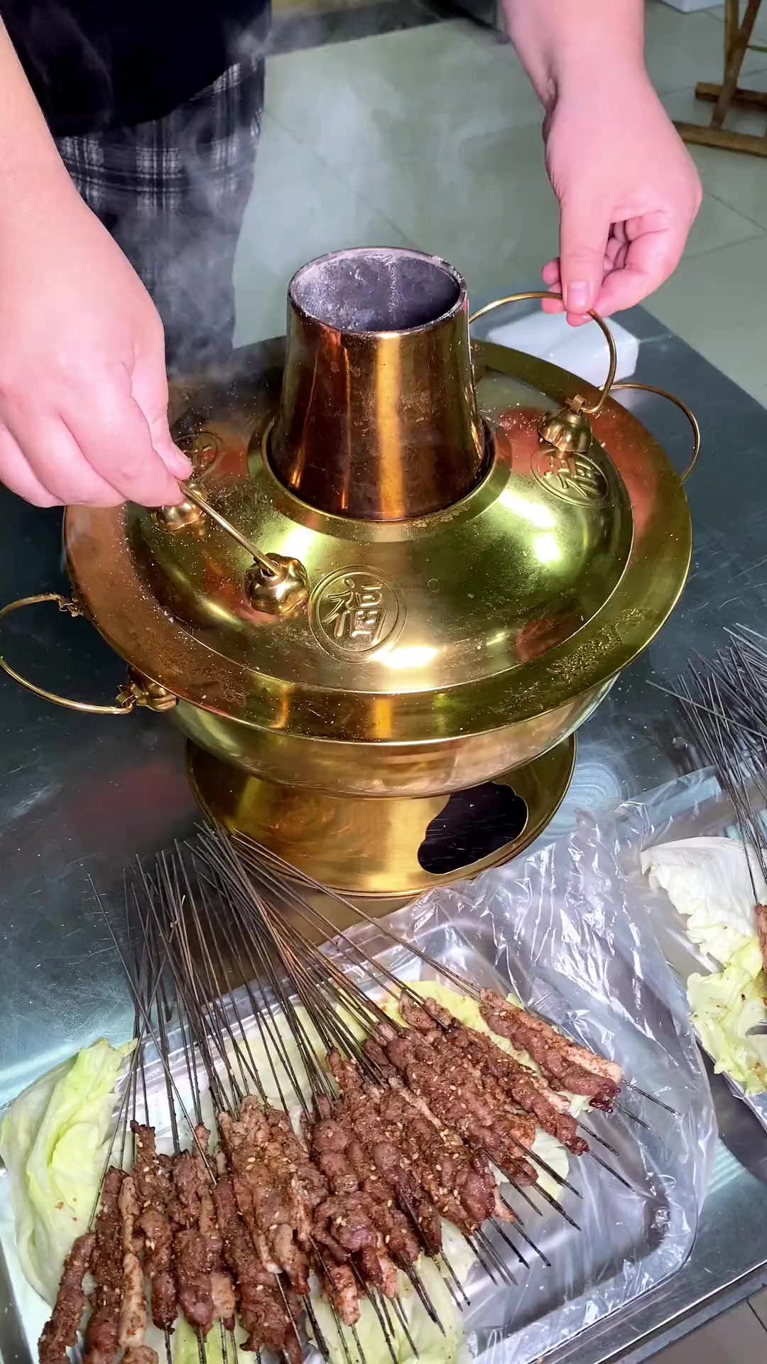 好吃到上瘾的火锅,秋天的第一顿火锅你吃了吗?在博山吃木炭铜火锅只要68 没有什么是一顿火锅