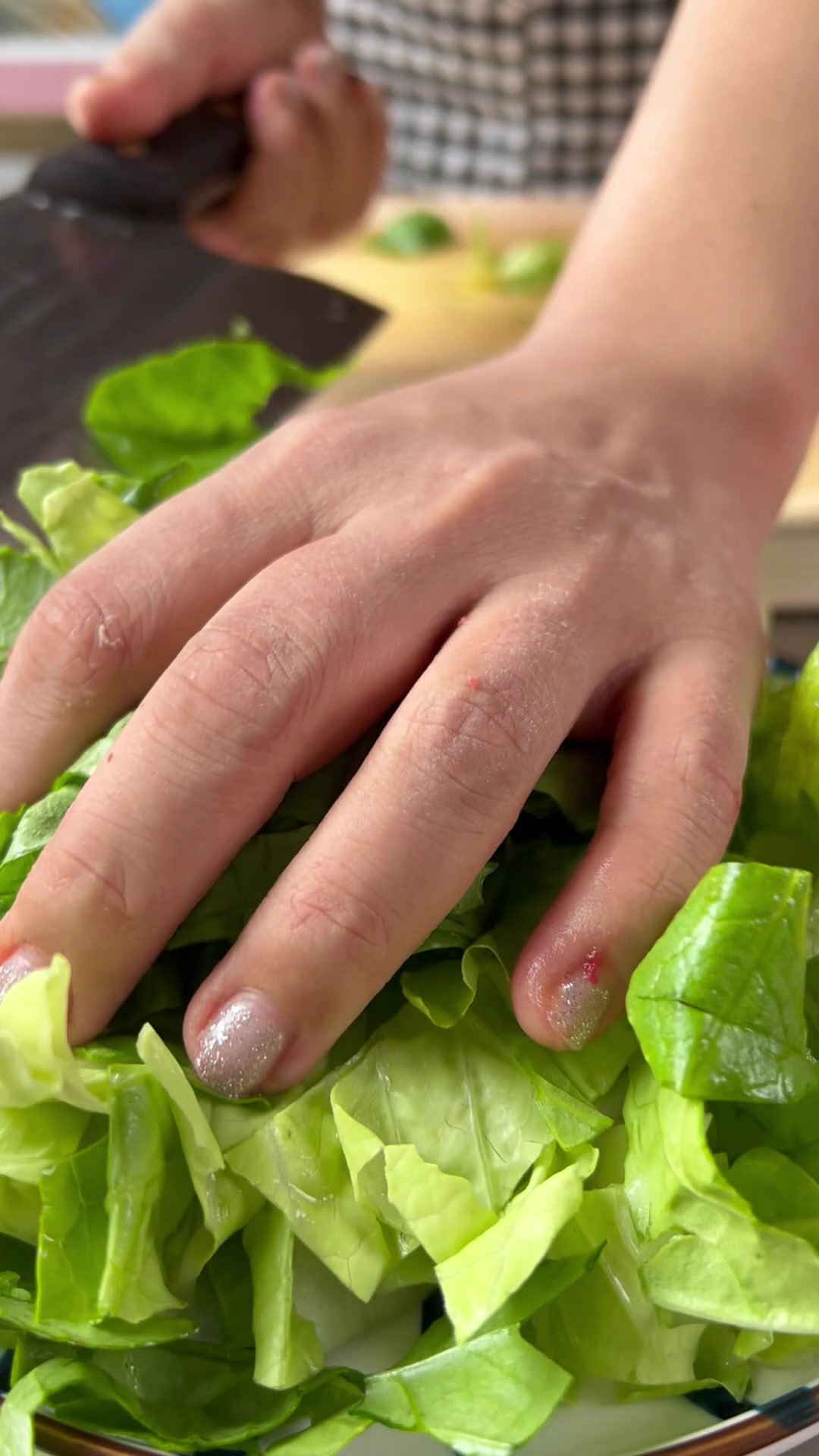 漏勺做疙瘩汤的简单方法