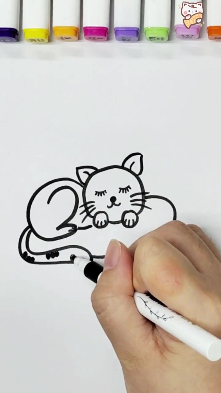用数字200画睡觉的 小猫咪搜,太可爱了,一学就会 简笔画 一起学画画 小动物简笔画 育儿