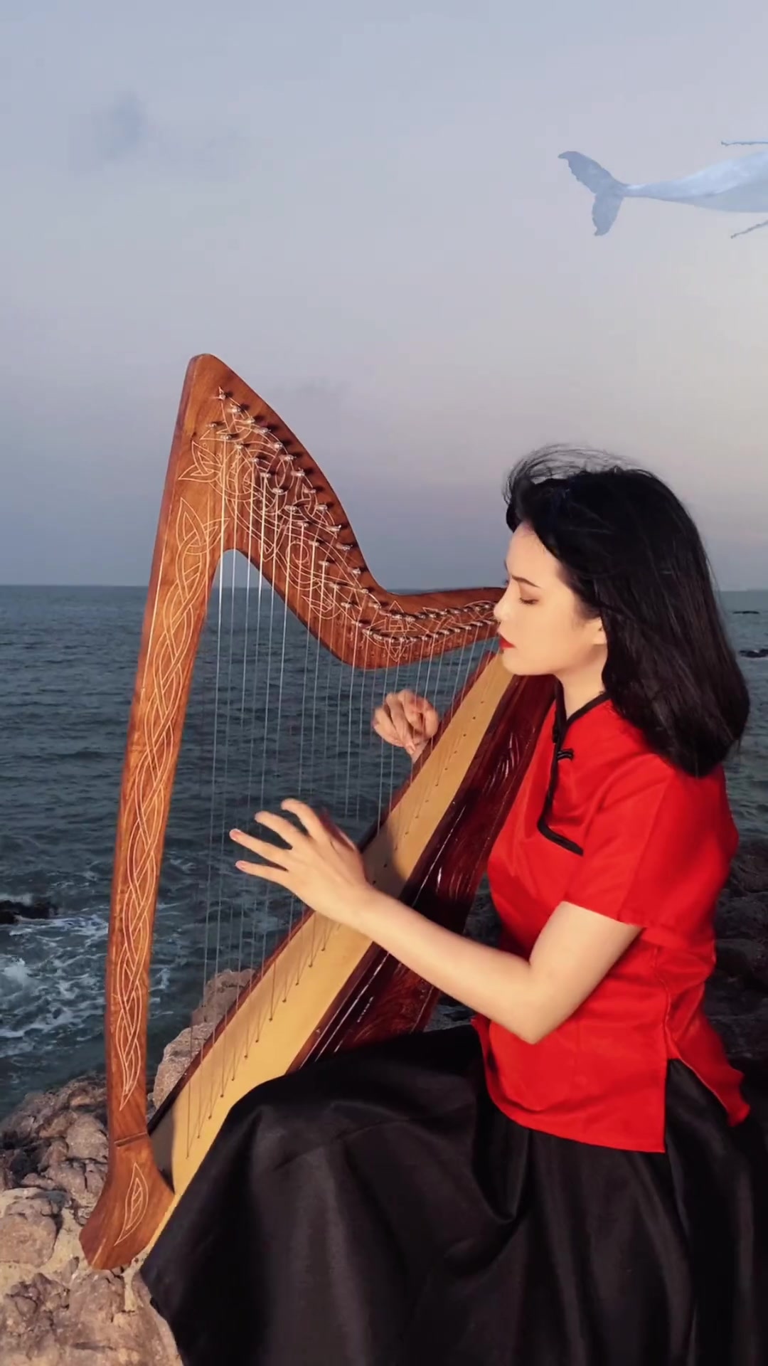 第1集|“这短短的一生,我们最终都会失去。你不妨大胆一些,爱一个人,攀一座山,追一个梦。”