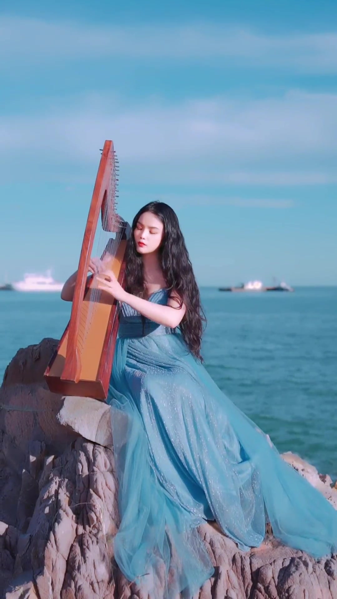 2022了 还有人在听大鱼吗?大鱼 大鱼海棠 竖琴 看海 治愈