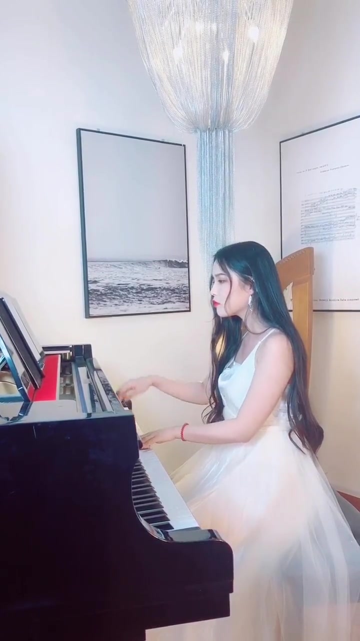 大鱼海棠《大鱼》前奏 宠粉狂魔上线,昨天答应你们的大鱼,请查收～