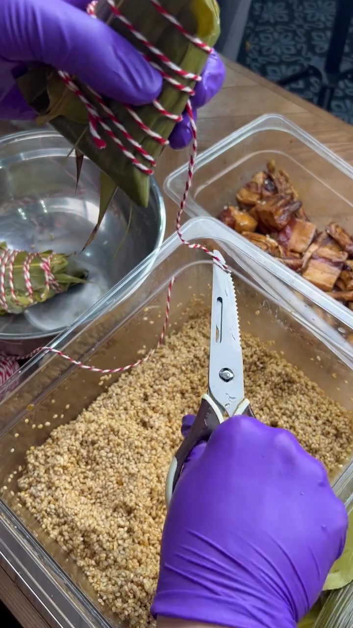 上海家庭版料超足肉粽教程!过了端午节一样可以包粽子吃哦～肉粽子