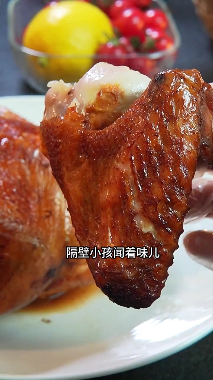 放暑假了,家里小孩想要吃烧鸡你就按照我这个做法来,有电饭锅就能做。真材实料才能做出好味道 