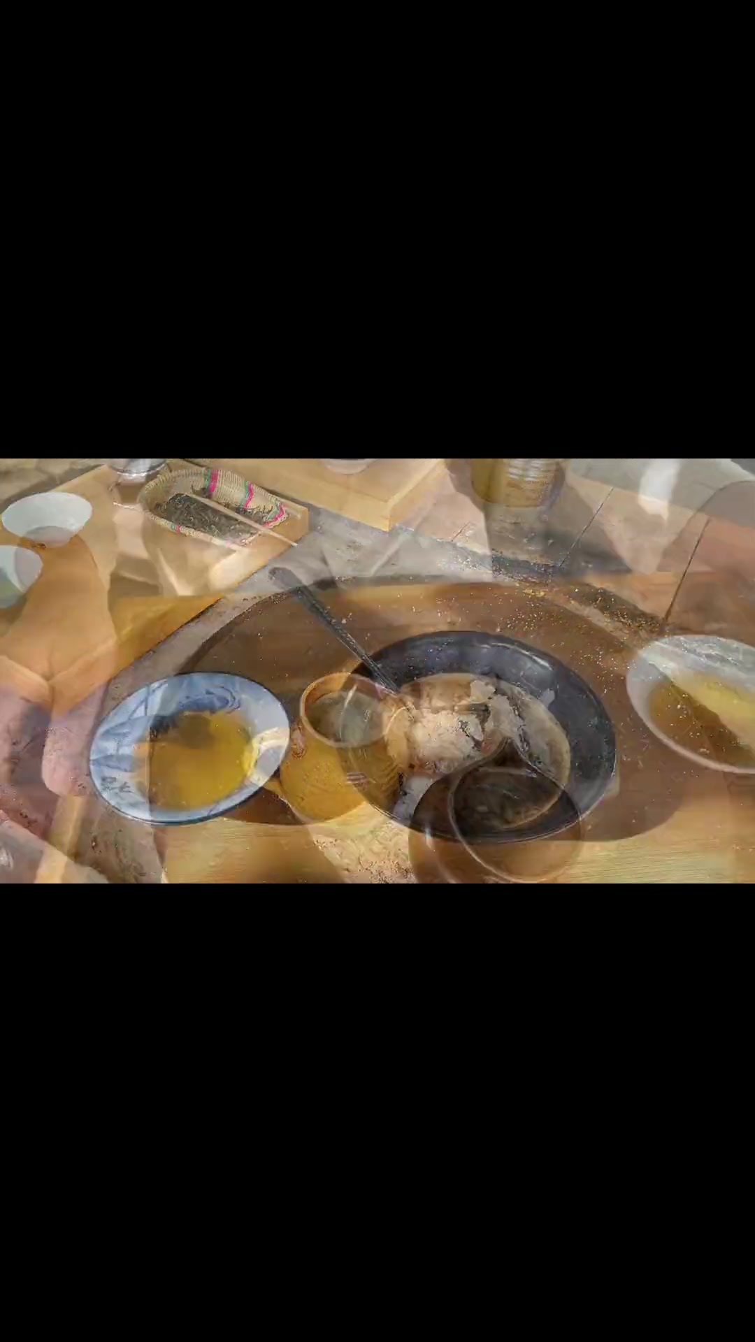 或许真正能治愈你的从来不是时间,或许是沿途的的风景、入目的山水,以及甜润馥郁的那杯茶 三道
