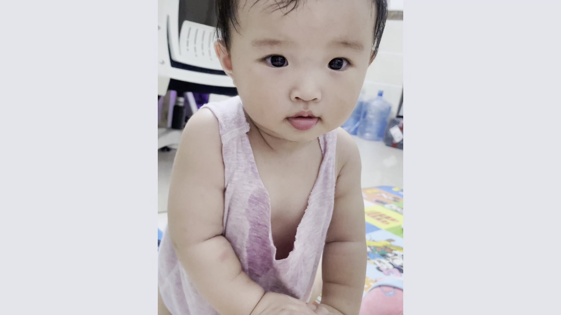 有同款拉屎表情包吗?