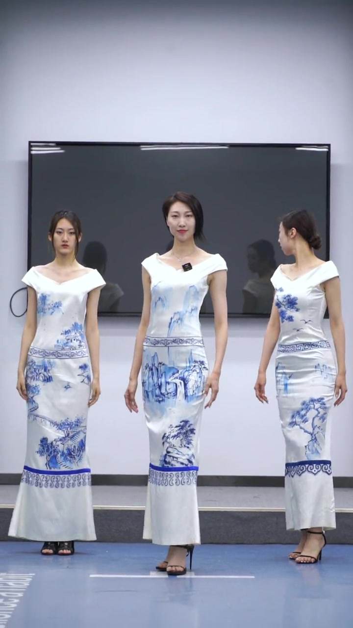 第113集|老师与 模特 学员一起旗袍走秀!会穿旗袍的女人也太美了 t台走秀 旗袍穿出氛围