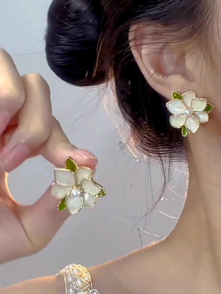 山茶花|森系小清新花朵耳环～