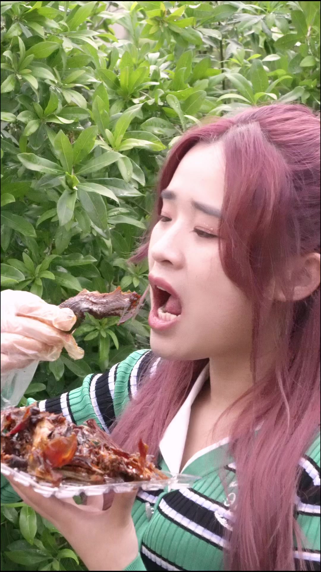 难道没有人知道酱板鸭为什么一定要吃老麻鸭制作的理由?