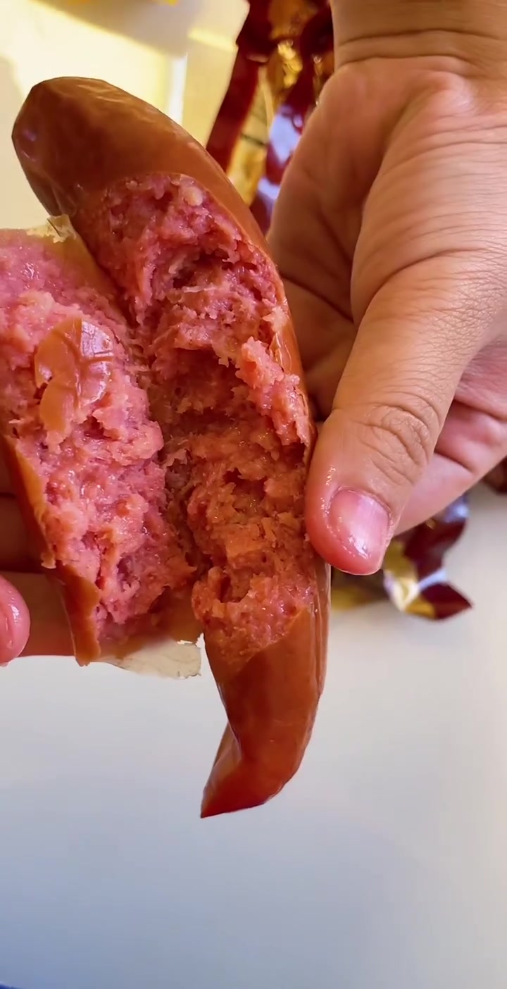 第一次吃鹿肉肠,别说还真好吃