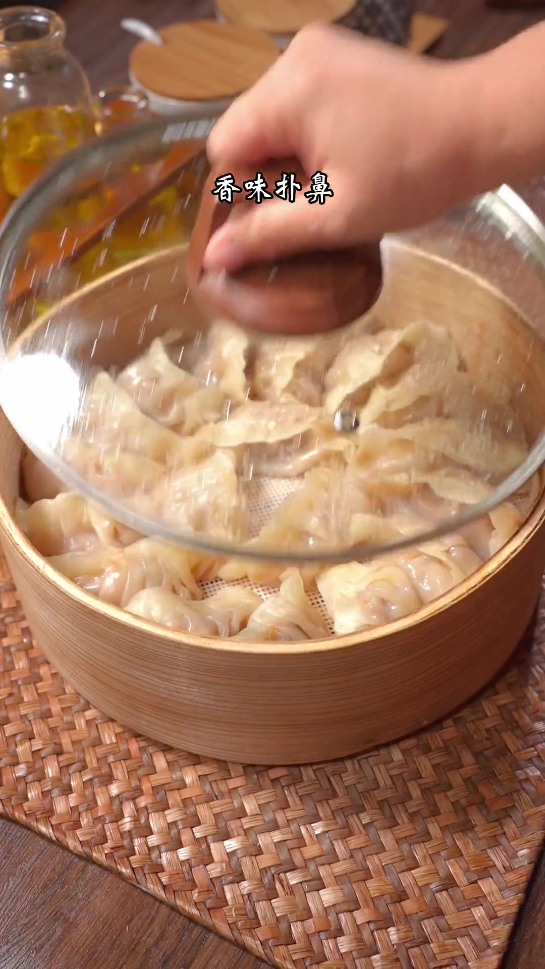 玉米虾仁鲜肉馅的饺子,像我这样做太香了,鲜嫩多汁,快安排上 饺子 妈呀太香了 饺子