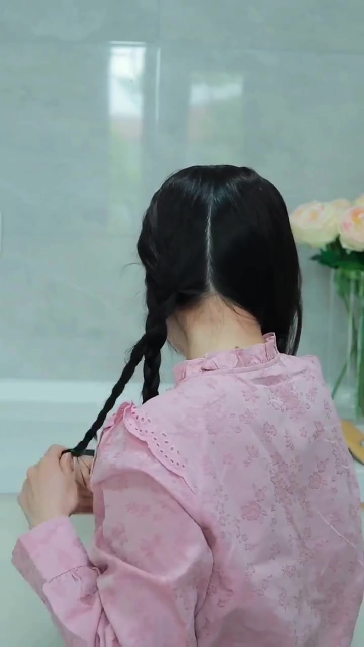 麻花辫发型教程来了 快艾特你的姐妹们一起来学 关注我每天更换新发型 零基础编发教学 手残党