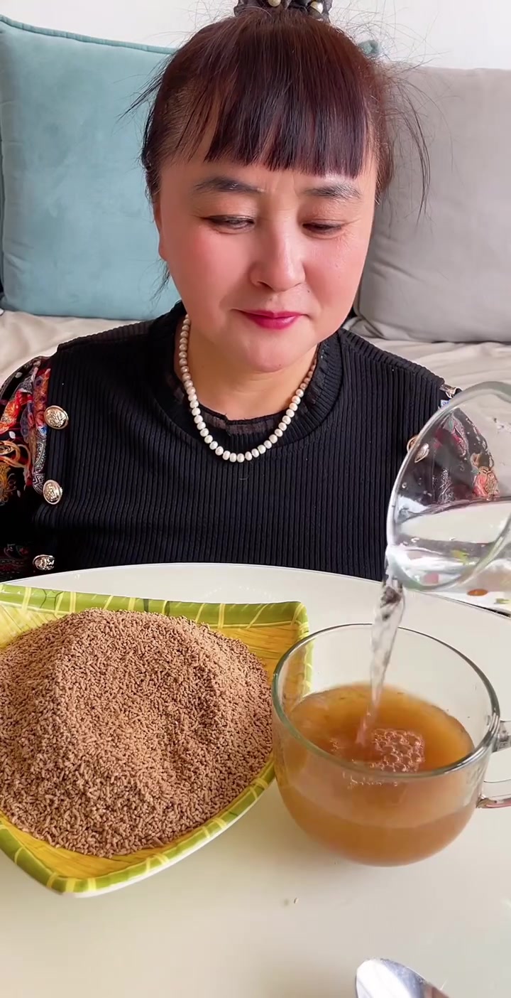 童年回忆冰镇酸梅汤,一定要多加冰块,太好喝了!