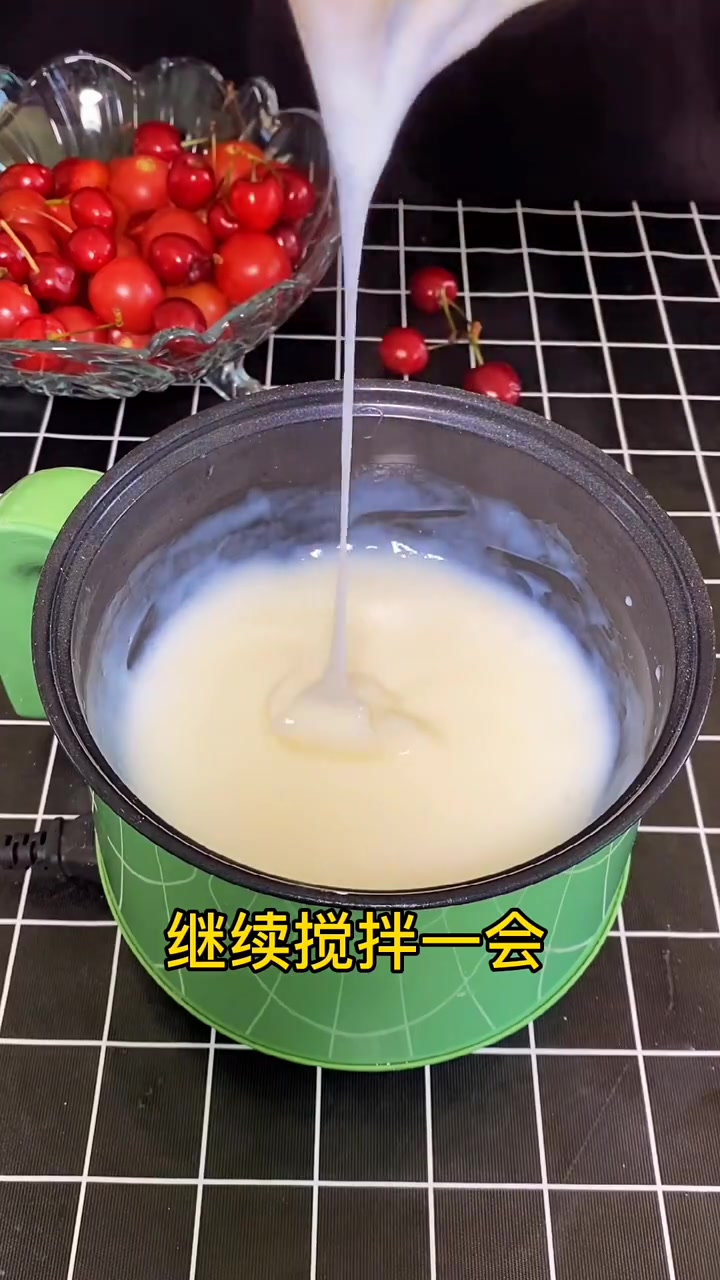 做好的麻薯放冰箱冷藏口感更好哦,告诉我你们喜欢吃麻薯面包