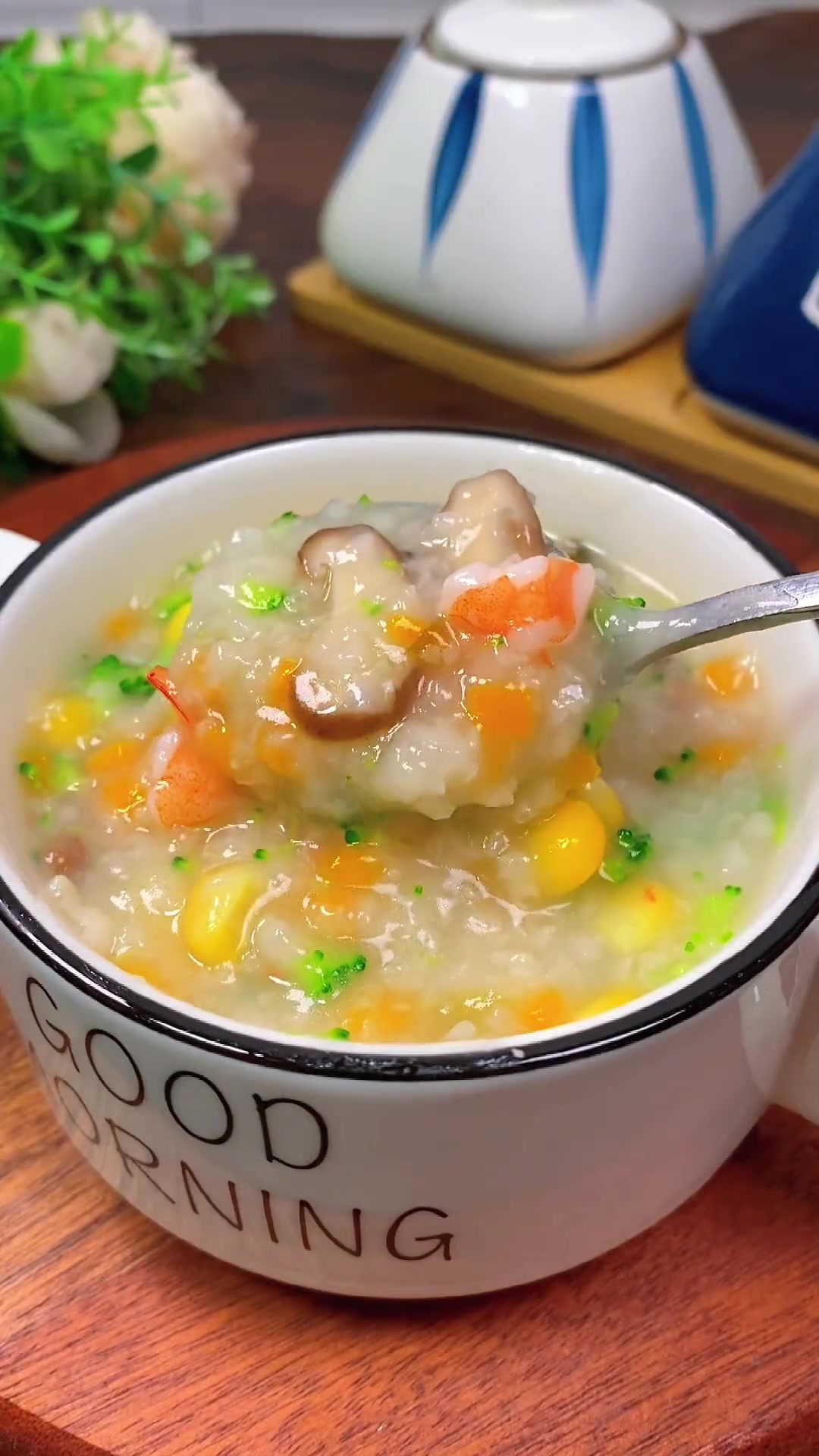 夏天天气热,晚餐留给孩子安排这样的香菇虾仁粥吧 宝宝辅食 营养粥