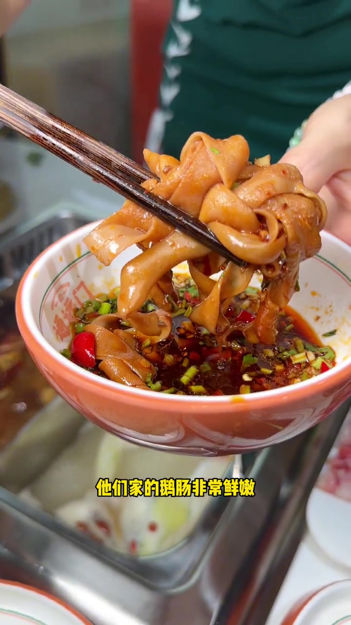 通远门火锅来喽,一百出头一大桌,火锅 同城美食 重庆火锅