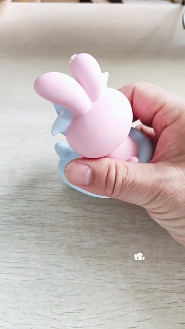 可爱萌宠少女心手机支架,桌面摆件,树脂材质,卡通形象