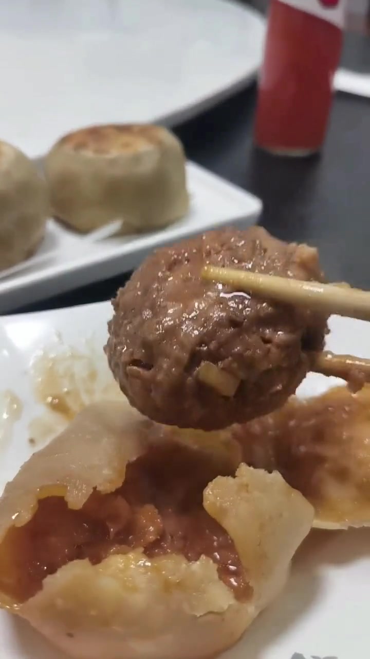 突发奇想 diy 一个字:地道 烧饼夹肉 舌尖上的美食 +小助手