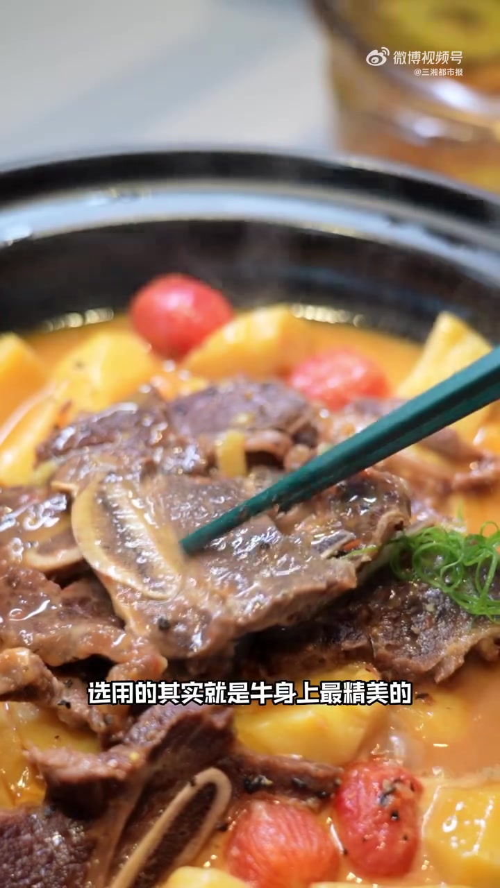 「烟火可亲|夏日盛宴,朱砂为记」最近的“院子餐饮”这么红,要想给食客留下好印象,必须有些独