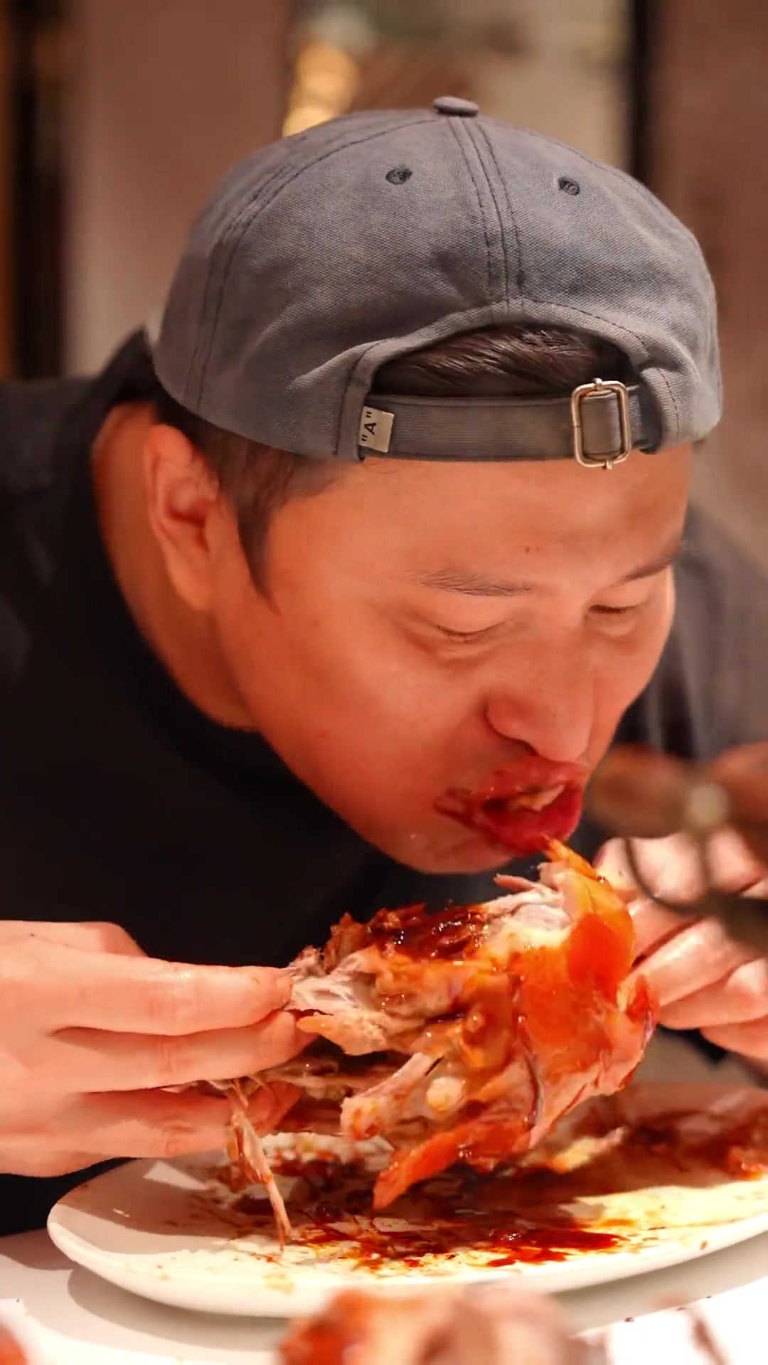 经典美味!手撕北京烤鸭的独特风味