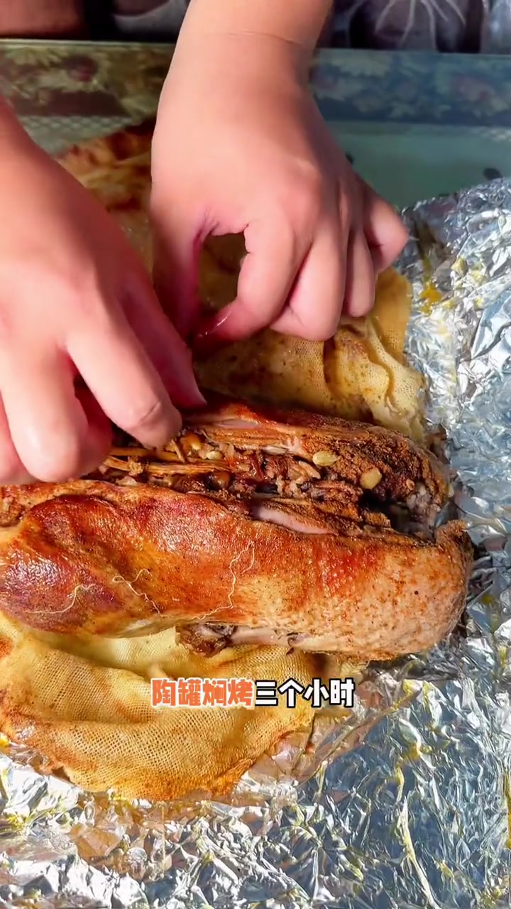 韩国超火的胶囊烤鸭,来邯郸啦!还有南京盐水鸭和酱香鸭,尝鲜预售价只要9.9!赶紧来尝尝吧!