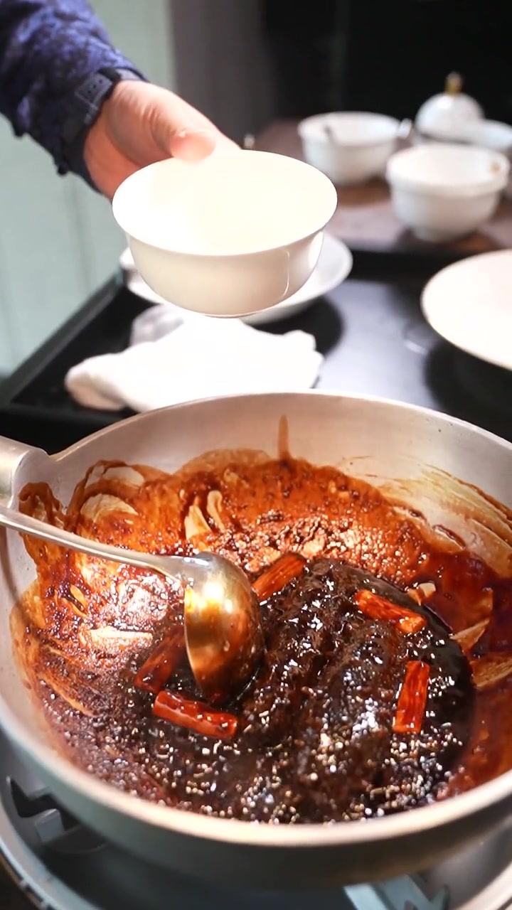 超Q弹,超鲜美的葱烧海参原来是这么做的!最美家乡味