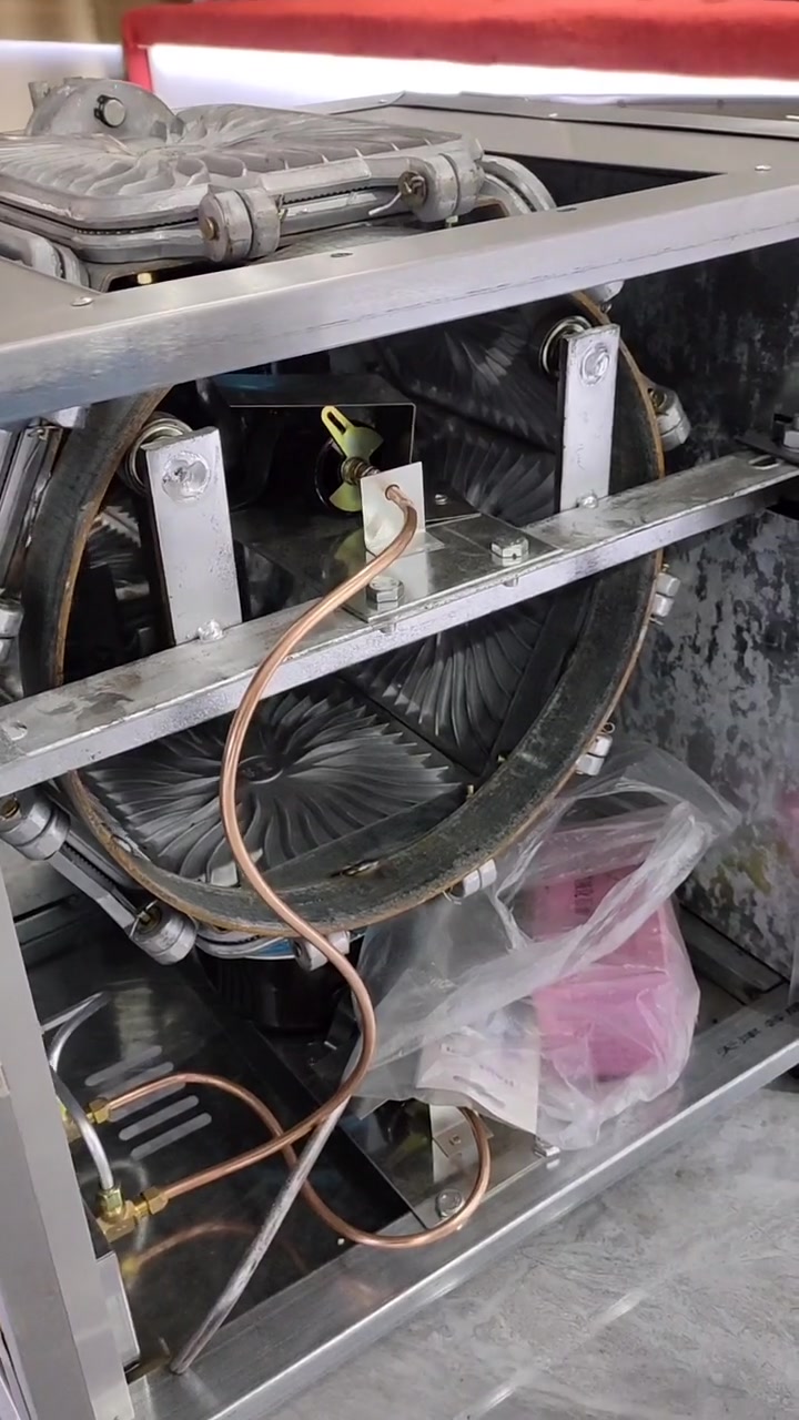 六面蛋卷机燃气鸡蛋卷机滚筒脆皮机介绍视频