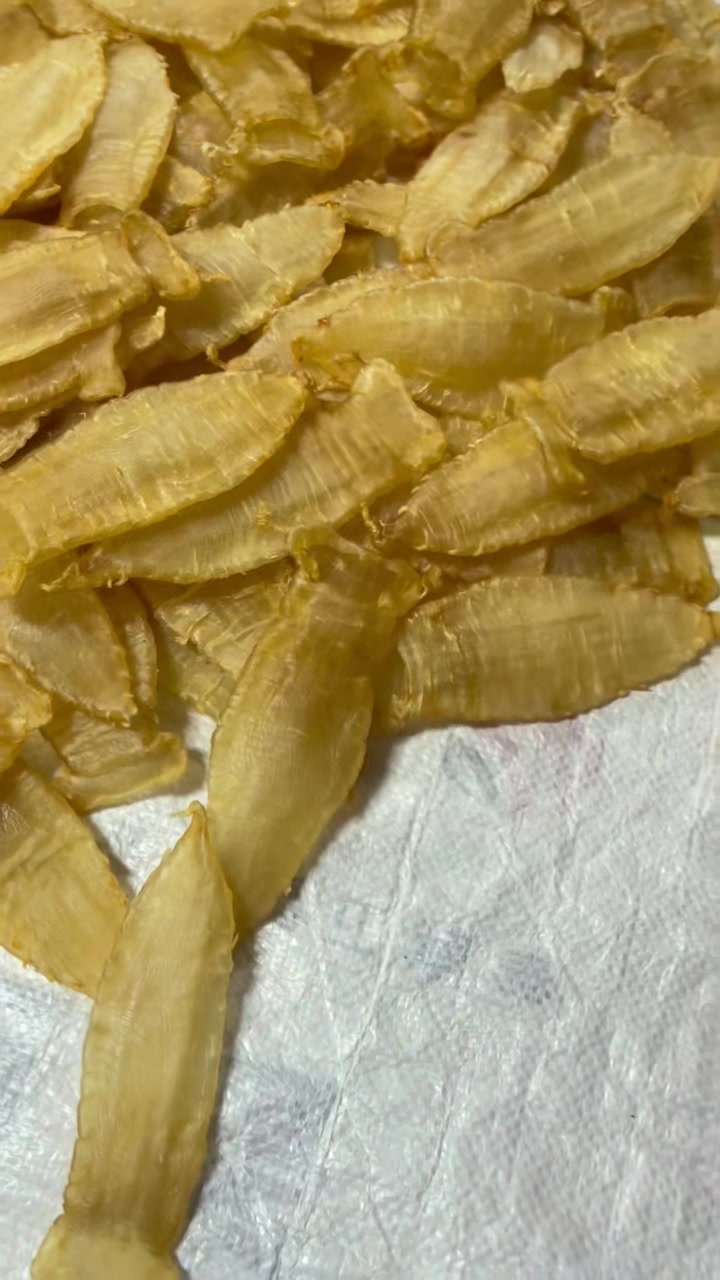 赤嘴鳘鱼胶具有很高的营养价值,赤嘴鳘鱼肚的是鱼类中的精品