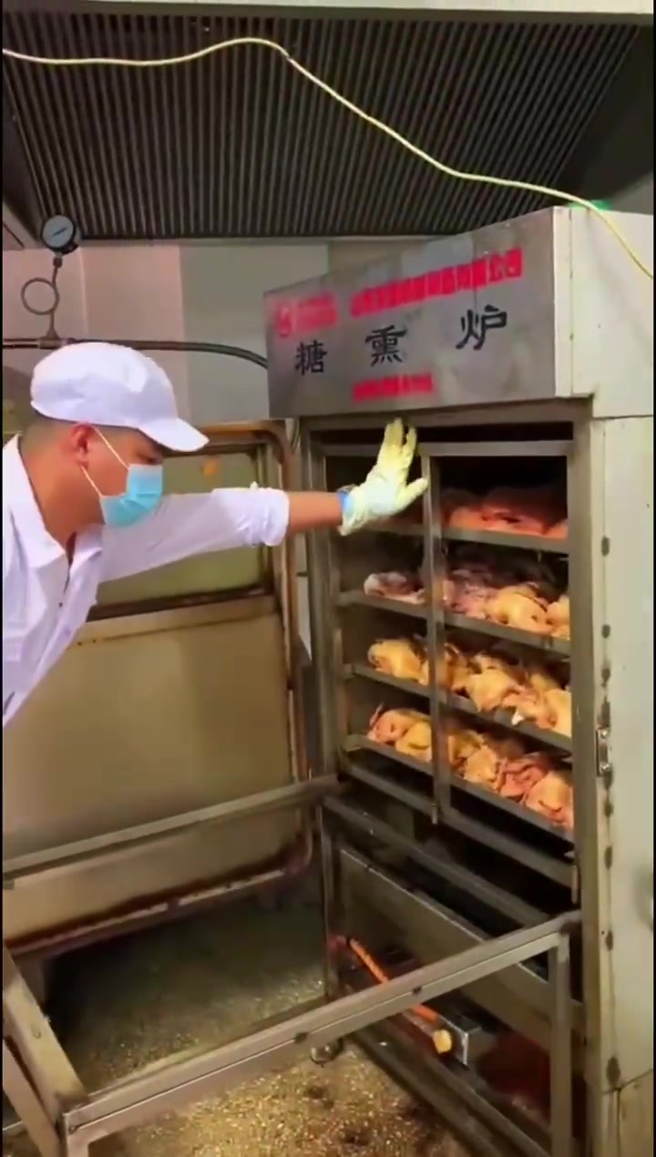 熏鸡熟食专用烟熏炉,肉制品全套加工设备