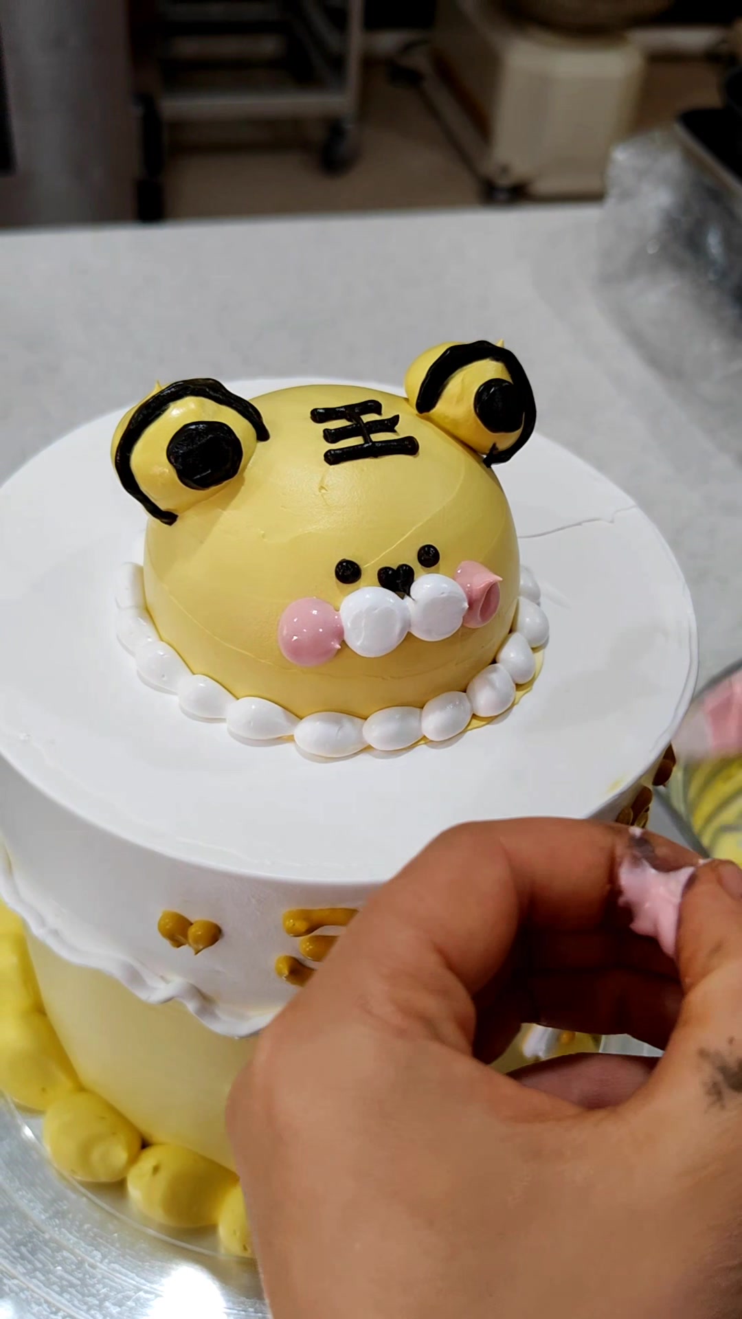 卡通小老虎奶油蛋糕