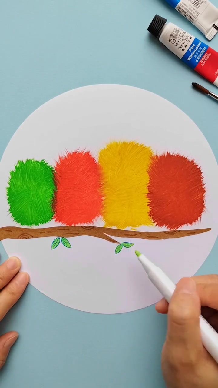 废旧牙刷不要丢,教你画炸毛的小鸟,好玩又有趣。创意美术 儿童画 幼儿园创意画 一起画画