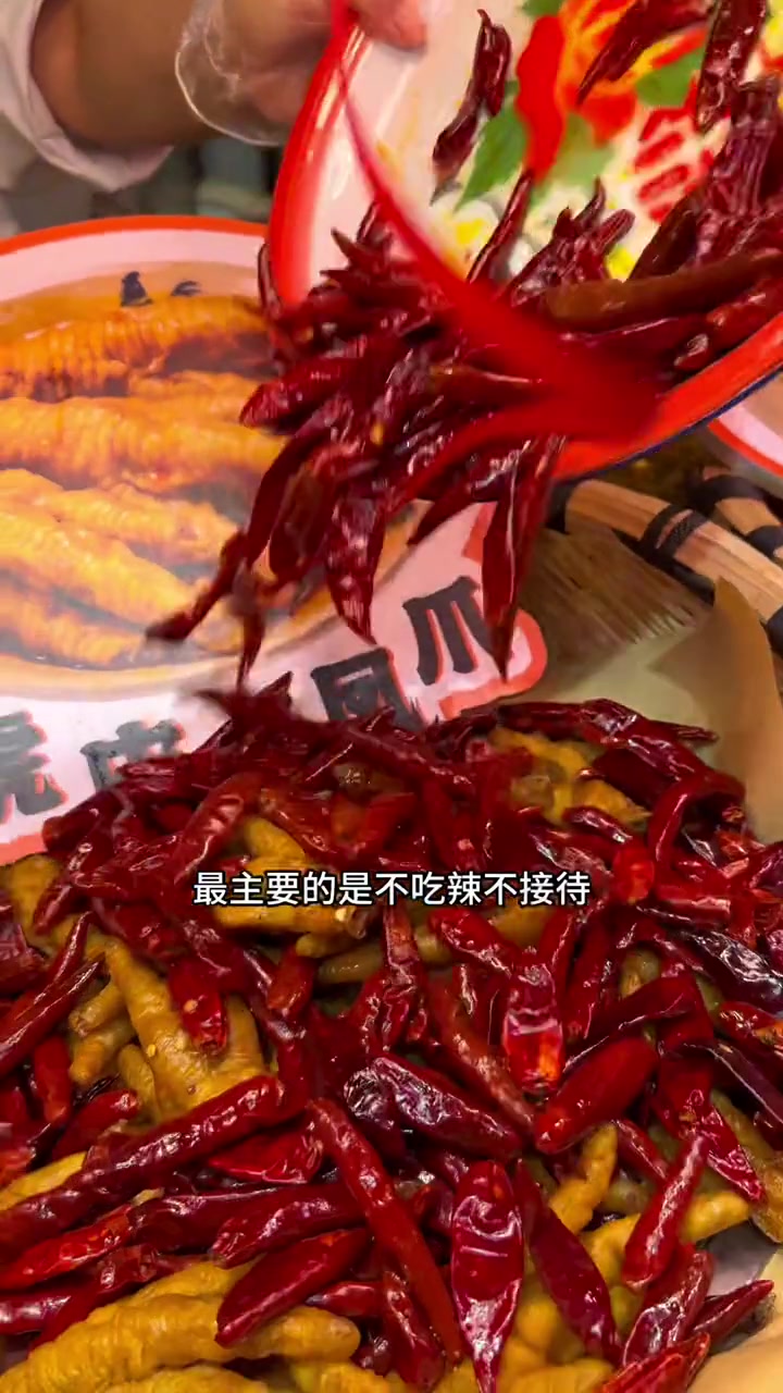 万松园的传奇火锅!不吃辣不接待!武汉美食 夏天吃火锅 旅游打卡 广告
