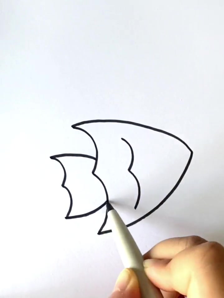 《小鱼》简笔画,用三个数字3画小鱼 简笔画 儿童画 少儿美术 一学就会系列 想画就画