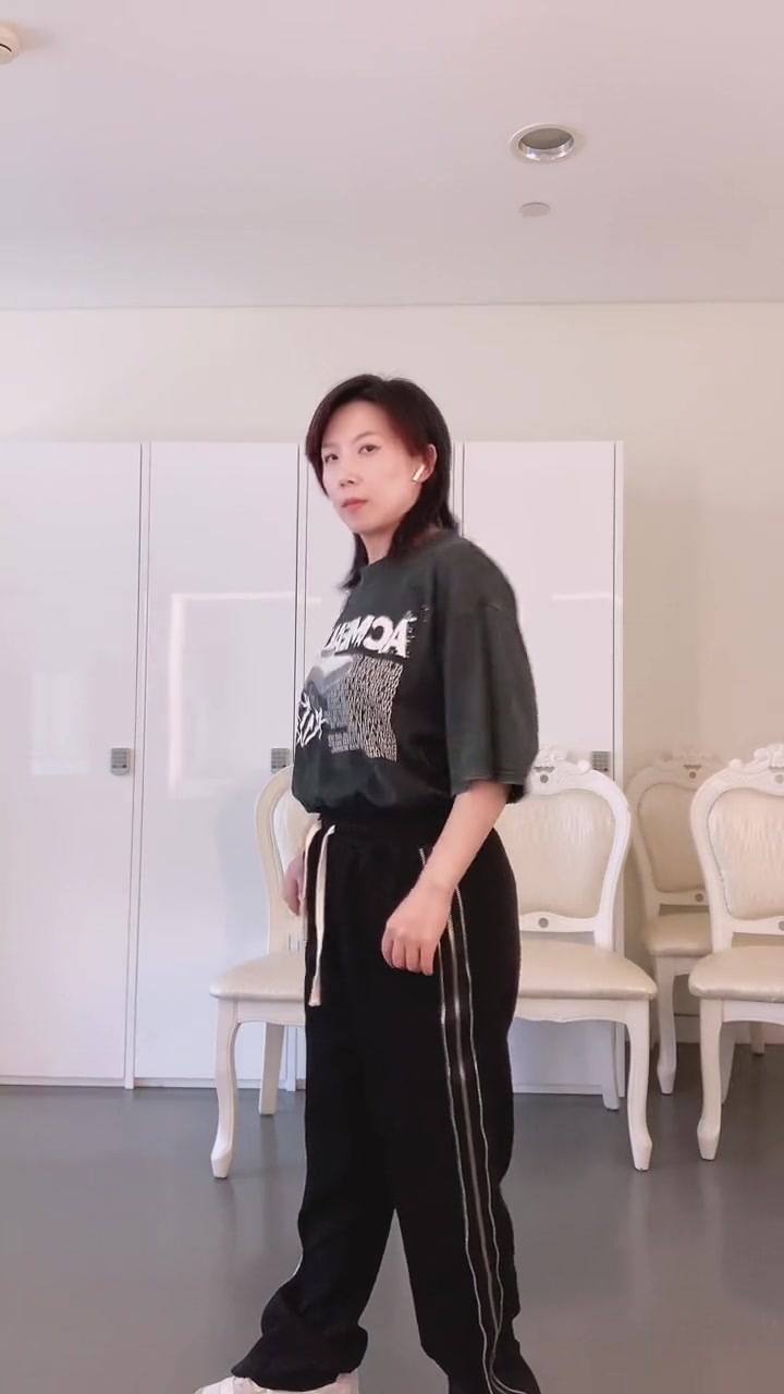 itzy noneofmybusiness 舞蹈教学 小鸡啄米(头肩分离)教学来啦