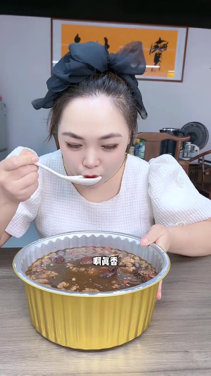 瑞安小厨娘新店开业 老鸭汤 牛筋汤 榴莲炖鸡 牛鞭汤全都有 坐等享受美味 瑞安美食 瑞安探