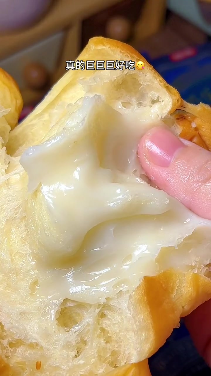 真的比超市划算太多啦,桃李的巧乐角出新口味了,一口爆浆!桃李面包 面包 早餐吃什么