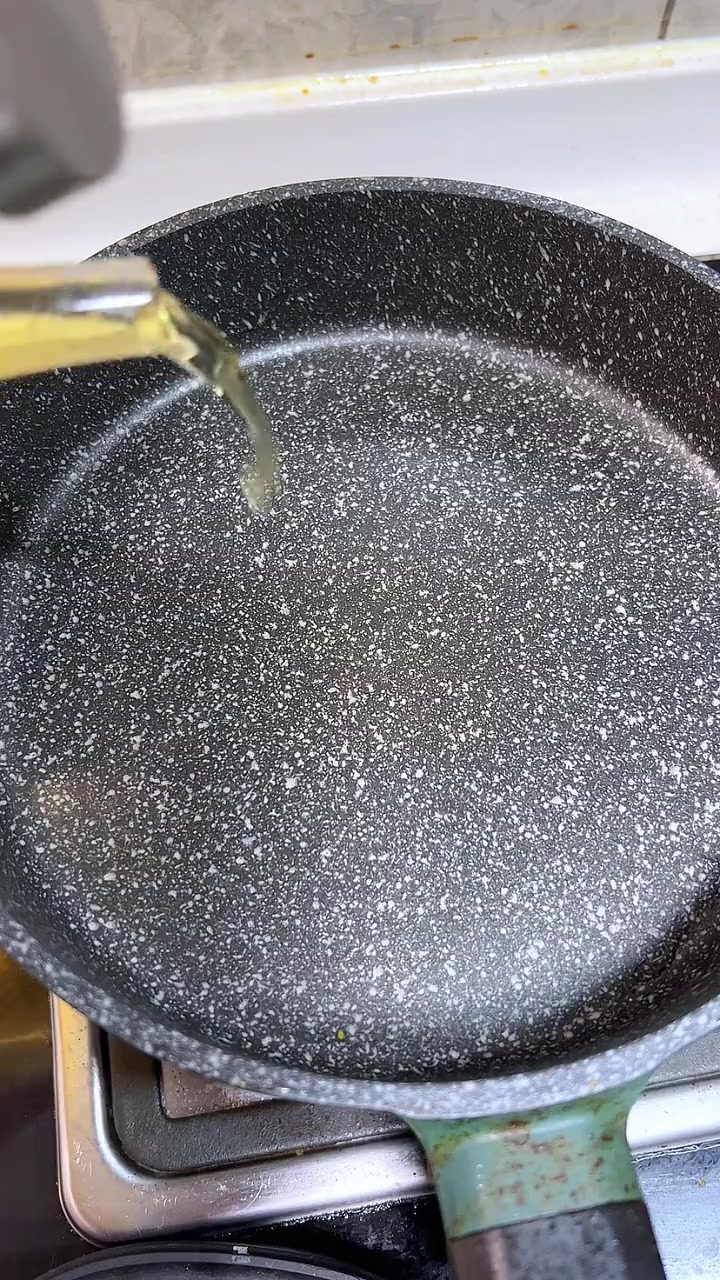 手把手教你做宝宝辅食:香甜玉米饼!好吃的嘞!宝宝辅食 宝宝美食来啦 辅食教程 宝宝辅食跟我