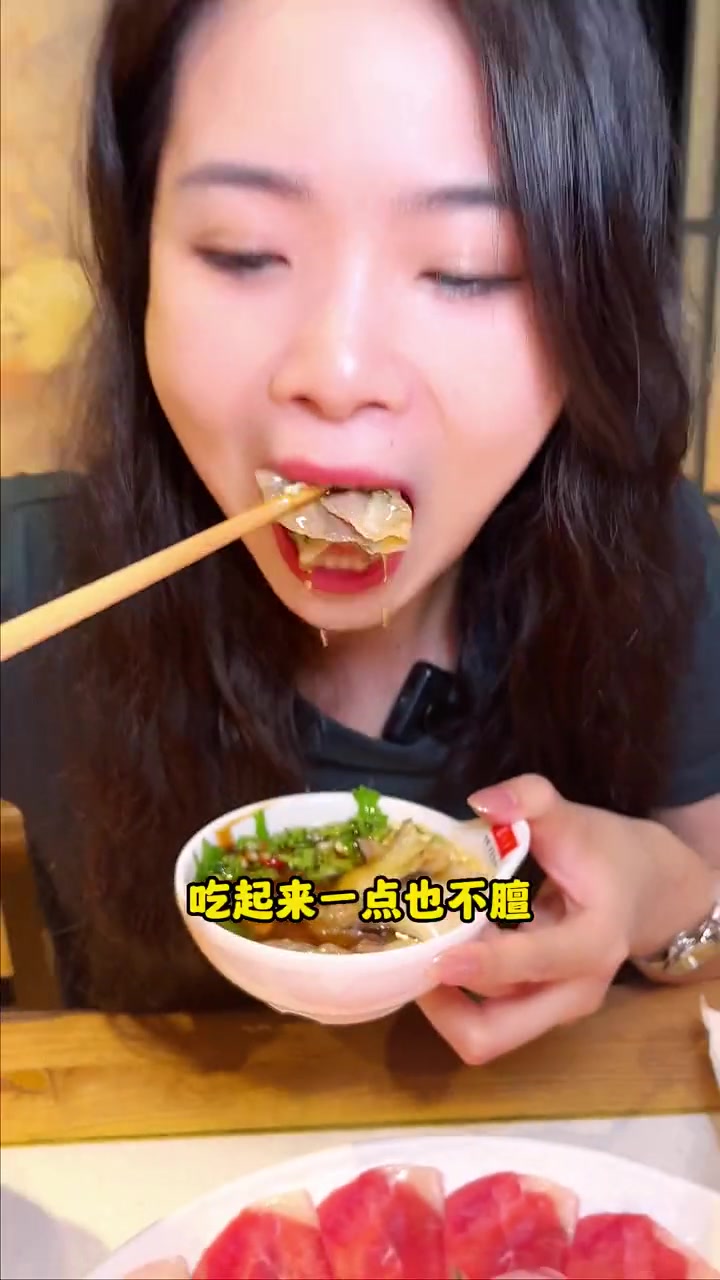 高品质浓香型火锅蜀九香你们吃过吗?菜品、口感、味道、环境都是杠杠的!快带你的好朋友一起来吃